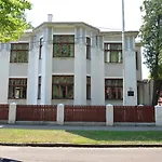 Korter Meri *